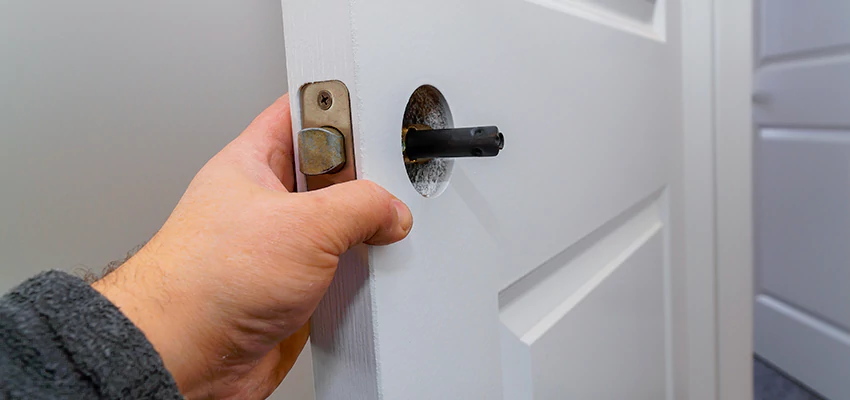 Nighttime Locksmith For Lock Repair in Gainesville, FL