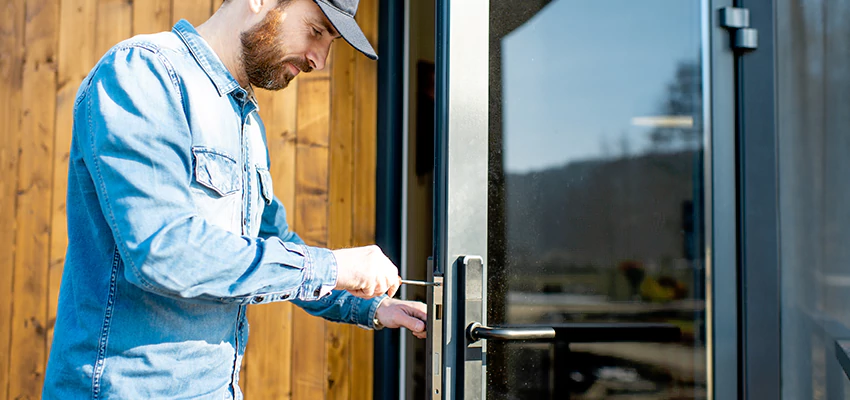 Frameless Glass Storefront Door Locks Replacement in Gainesville, FL