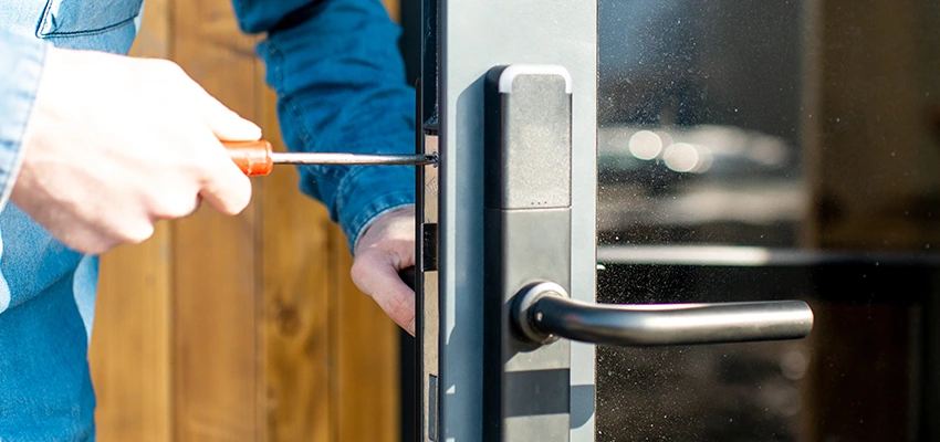 Aluminium Door Lock Replacement in Gainesville, Florida